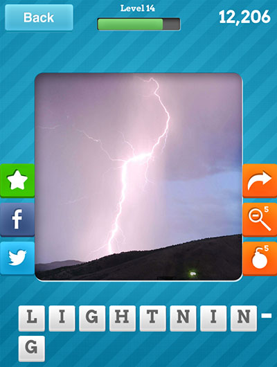  Lightning 