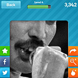  Freddie Mercury 
